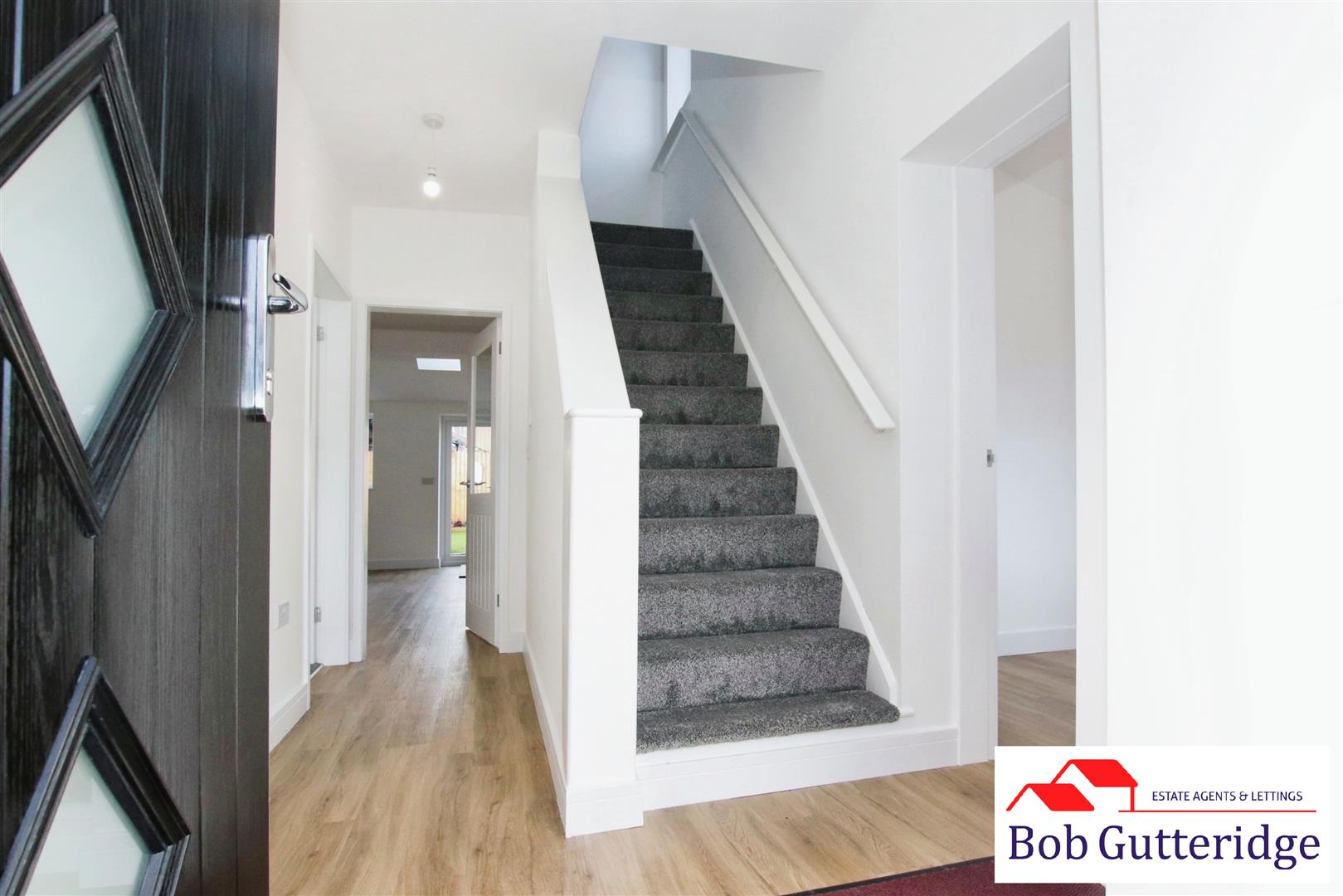 Property Details Bob Gutteridge Estate Agents and Valuers